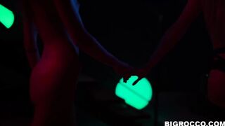 3 lesbo anal couple using a sex toy