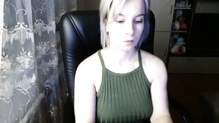 Long Jugs Curvy 19 Yo onlyfan
