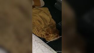 her booty so phat and she a squirter