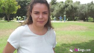 Mia lhe looks for dicks to plowed inside the street!