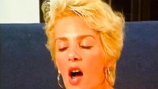 blonde milfs moegen riesen spielzeug, lesben drehen durch