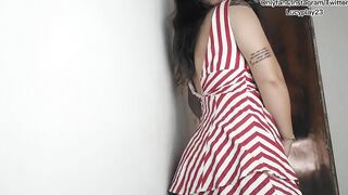 Bombshell 18 into short dress shows her rich body ending