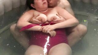Titty play