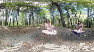 Erotic Yanks VR Turquoise Masturbating Outside