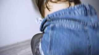 Teenager Dance Striptease and Musturbate on the Floor