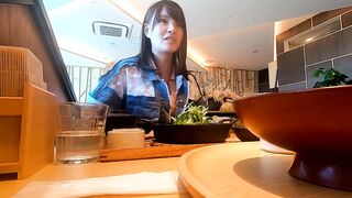 https://bit.ly/3tHbega　Raw sex with a G-cup hot chick's bar clerk. Flirting