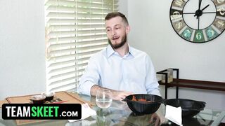 Curvy Delivering sluts Offer Lusty Client Some Extra Service