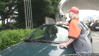 2 men love to put an older woman on cocks