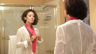 Bombshell Lesbo Moring