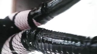 LATEX bdsm curvy cougar