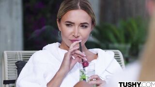 TUSHY Anal-enjoys Venera gets unique service from masseuse
