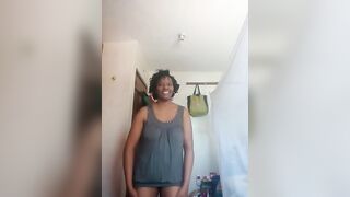 Wairimu-Esther --- Bae short topp