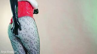 tights pose scene