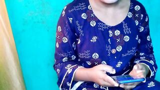 Padosan ki beti ko game Ke bahane choda