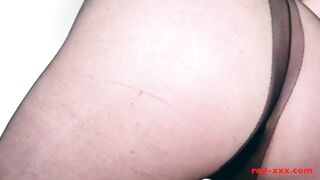 Huge tit old Red XXX gets off into her Hottie nylons