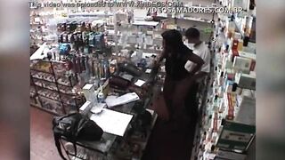 The owner of the pharmacy offer the client a "needle"