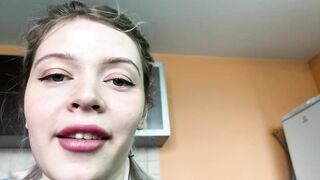 This Bimbo Loves Jumping on my Long Penis