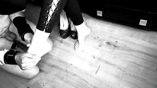 Sub offer feet strokes to 2 Doimatrix
