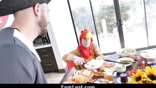 Thanksgiving Banged! Between Freaky Step Family
