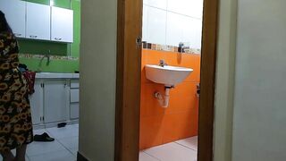 Niece spies on her uncle while he showers, discovers her