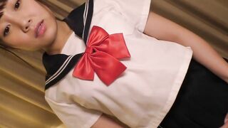 A Irresistible Young Women Looks Good