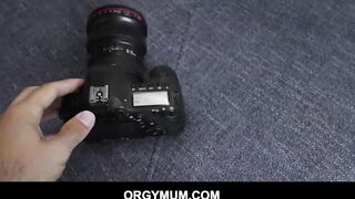 Huge booty step cougar milf Kitten Latenight is ready to