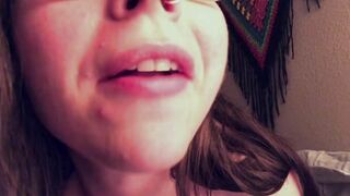 Jamie Bay Amateur ASMR Naughty Eating