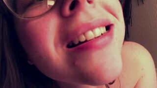 Jamie Bay Amateur ASMR Naughty Eating