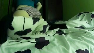 Very Lusty bimbos Humping her Pillow-Laura Fatalle