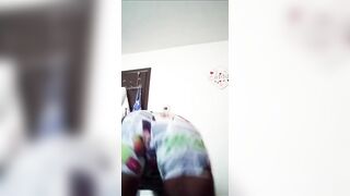 Shaking my goddess booty, love poping my snatch.