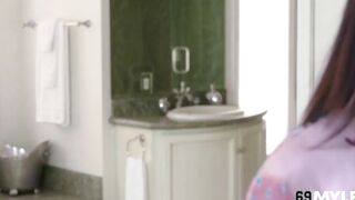 Christiana Cinn Inside goddess mom Inspires Admiration