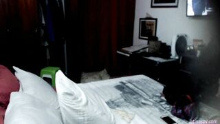 smiley long breasted milf blows super sexy dick