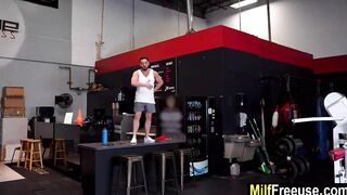 Goddess milfs freeused inside the gym