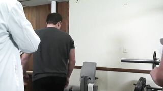 Geile Schwester reisst Oberarzt auf