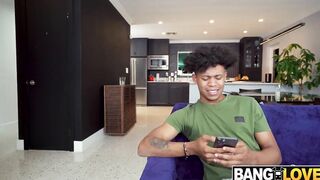Stepmom Kiki Klout Loves Anal