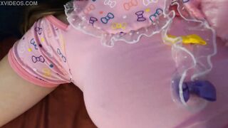 Daughter lays with daddy into his bed and gets boned