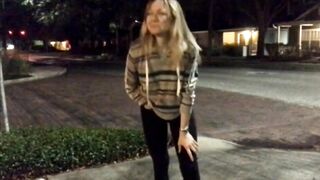 Classic Paulina: Cumming inside Leggings