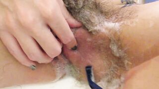 Close up snatch shaving