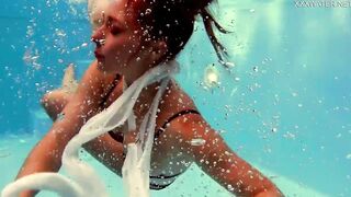 Huge melons Anastasia Ocean swimming nude underwater