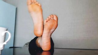 Smell My Stepsister's Smelly Toes With Me