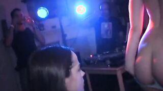 Dyke snatch toyed as others view