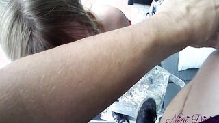 Milf blonde housewife gets screwed by worker inside her house!