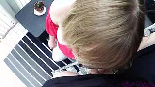 Milf blonde housewife gets screwed by worker inside her house!