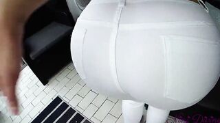 Milf blonde housewife gets screwed by worker inside her house!