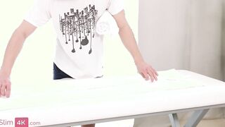 Bella Grey - Encounter between small cunt with mouth and masseur ends