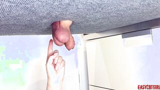 Gf points her finger into the nuts and snaps her finger
