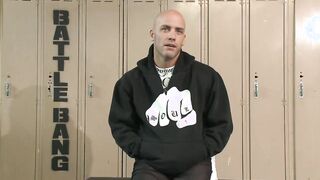 Battle bang between Derick Pierce and Tyler Knight