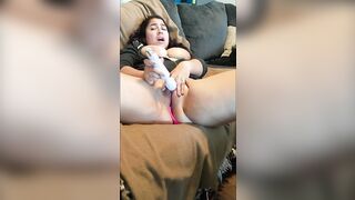 MexxxicanRose Twat Leaking from Masturbating into Vehicle