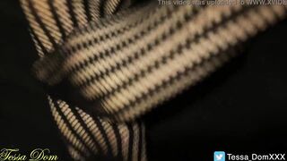 tessa shows and dances with her toes to seduce me