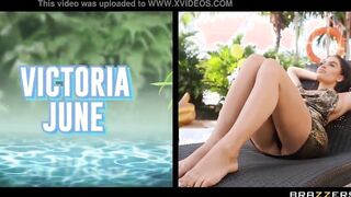 Taking A Walk On The Poolside / Brazzers / download